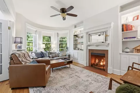 1896 Beacon St #3, Brookline, MA 02445