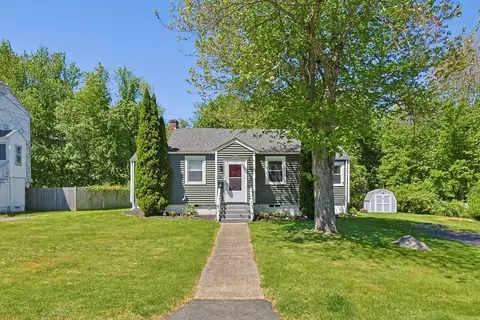 66 Orchard St, Randolph, MA 02368