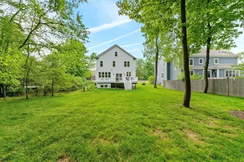 Exterior - 456 Chestnut St, Needham, MA 02492 photo 5 of 6