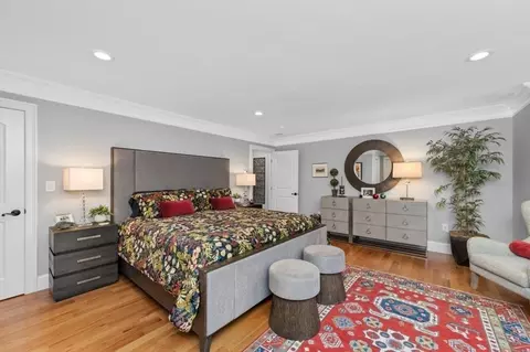 Bedroom - 456 Chestnut St, Needham, MA 02492 photo 1 of 10