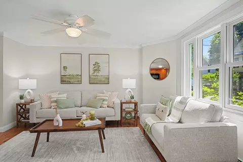 11 Walnut St #11, Belmont, MA 02478