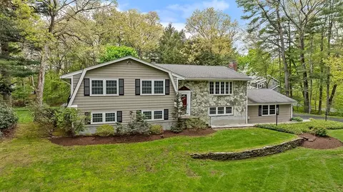 21 Churchill St, Sudbury, MA 01776