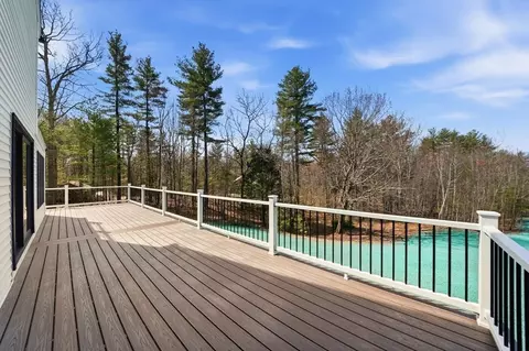 Exterior - 13 Sunridge Rd, Windham, NH 03087 photo 3 of 6