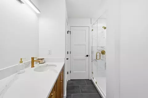 Bath - 13 Sunridge Rd, Windham, NH 03087 photo 3 of 3