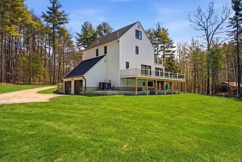 Exterior - 13 Sunridge Rd, Windham, NH 03087 photo 2 of 6