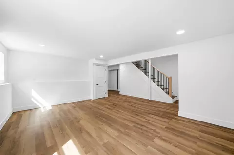 Living - 13 Sunridge Rd, Windham, NH 03087 photo 6 of 8
