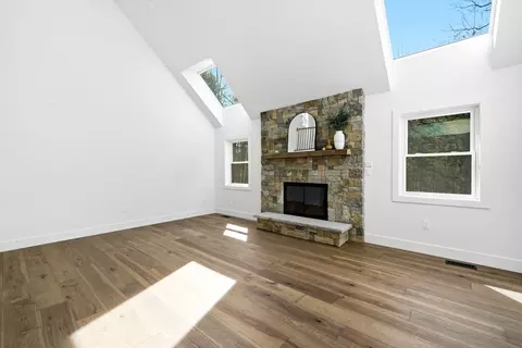 Living - 13 Sunridge Rd, Windham, NH 03087 photo 2 of 8