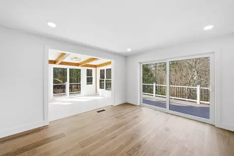 Living - 13 Sunridge Rd, Windham, NH 03087 photo 4 of 8