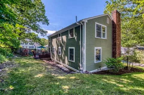 Exterior - 33 Overlook Ave, Dedham, MA 02026 photo 9 of 10