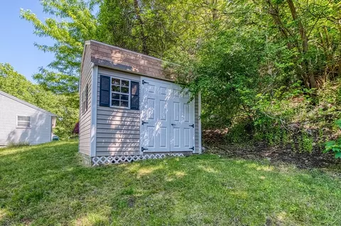 Exterior - 33 Overlook Ave, Dedham, MA 02026 photo 10 of 10