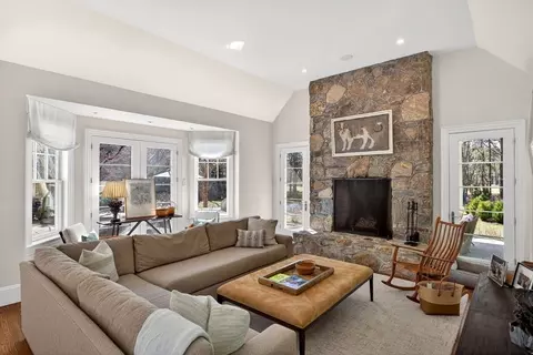 Living - 179 Pineleigh Path, Osterville, MA 02655 photo 4 of 5