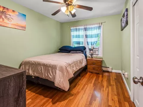 Bedroom - 14 Orton St, Worcester, MA 01604 photo 3 of 7