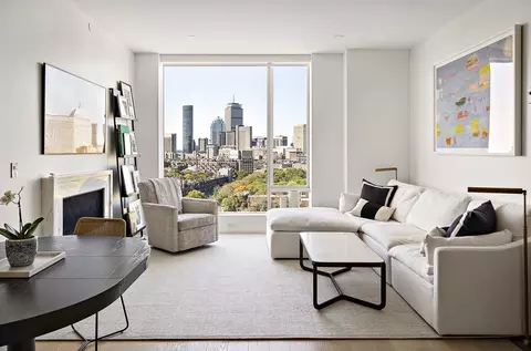 380 Harrison Ave #PH2H, Boston, MA 02118