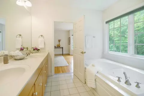 Bath - 7 Proctor St, Acton, MA 01720 photo 1 of 4