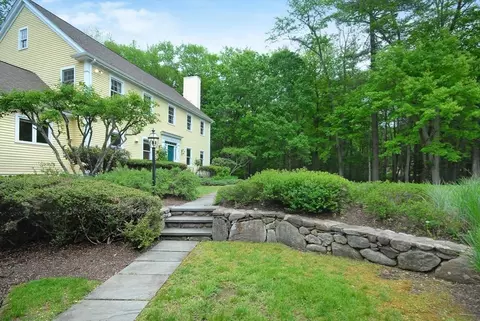 Exterior - 7 Proctor St, Acton, MA 01720 photo 2 of 10