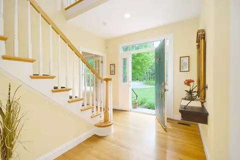 Entry Way - 7 Proctor St, Acton, MA 01720 photo 2 of 4