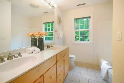 Bath - 7 Proctor St, Acton, MA 01720 photo 3 of 4