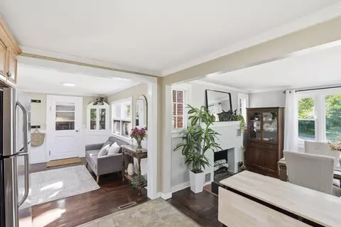Entry Way - 111 Pleasant St, Ayer, MA 01432 photo 1 of 4