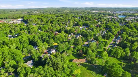 View/Area - 111 Pleasant St, Ayer, MA 01432 photo 2 of 4