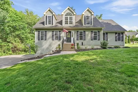 104 Gilchrest St, Lunenburg, MA 01462