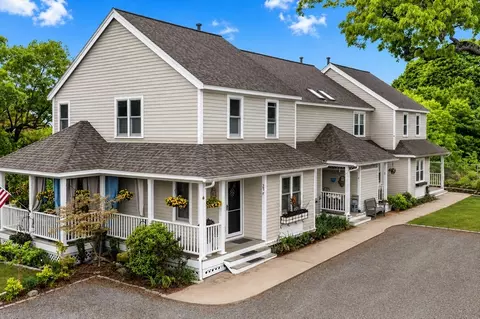 25 Medway St #D, Boston, MA 02124
