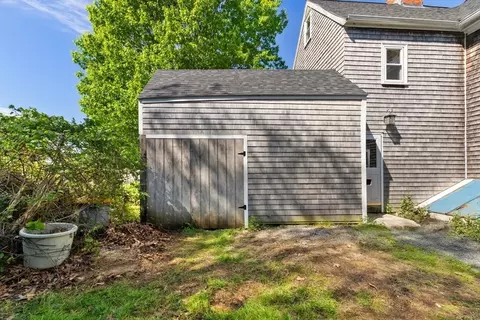 25 Poplar St, Gloucester, MA 01930 photo 31
