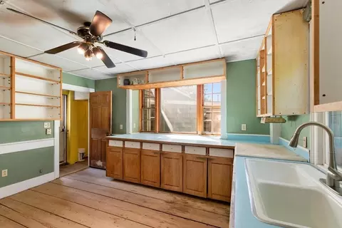 25 Poplar St, Gloucester, MA 01930 photo 9