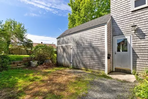 25 Poplar St, Gloucester, MA 01930 photo 32