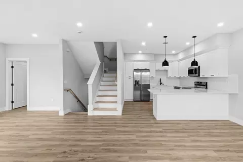 889-895 Grinnell St #2, Fall River, MA 02721 photo 11