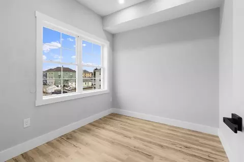 889-895 Grinnell St #2, Fall River, MA 02721 photo 24