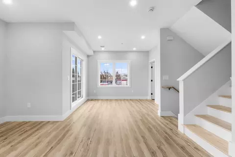 889-895 Grinnell St #2, Fall River, MA 02721 photo 17