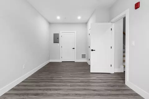 889-895 Grinnell St #2, Fall River, MA 02721 photo 6