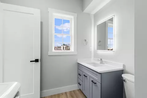 889-895 Grinnell St #2, Fall River, MA 02721 photo 19