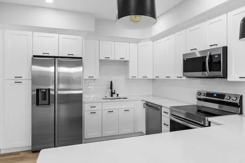 889-895 Grinnell St #2, Fall River, MA 02721 photo 15