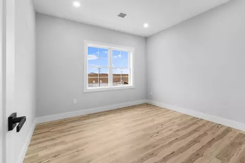 889-895 Grinnell St #2, Fall River, MA 02721 photo 22