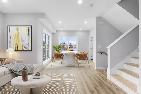 889-895 Grinnell St #2, Fall River, MA 02721