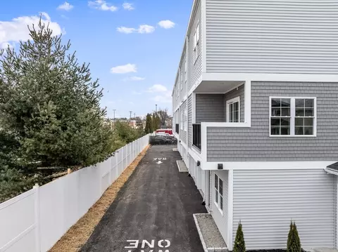 889-895 Grinnell St #2, Fall River, MA 02721 photo 34