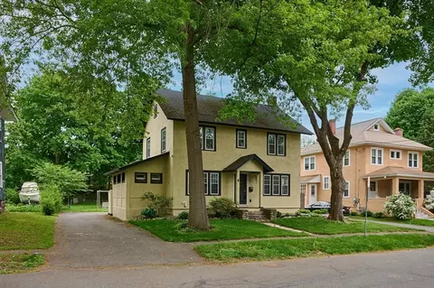 21 Prospect Ave, Greenfield, MA 01301