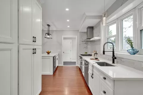 Kitchen - 20 Riverview St, Dedham, MA 02026 photo 3 of 3