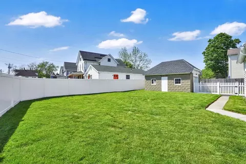 7 Maple St, Ludlow, MA 01056 photo 34