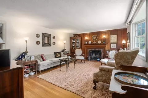 122 Sandy Valley Rd, Dedham, MA 02026 photo 3