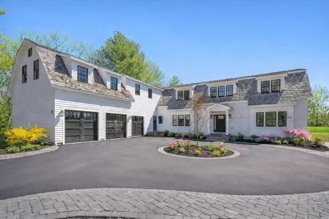 10 Hitching Post Ln, Weston, MA 02493