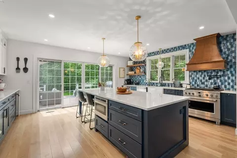 Kitchen - 295 Gardner St, Hingham, MA 02043 photo 1 of 5