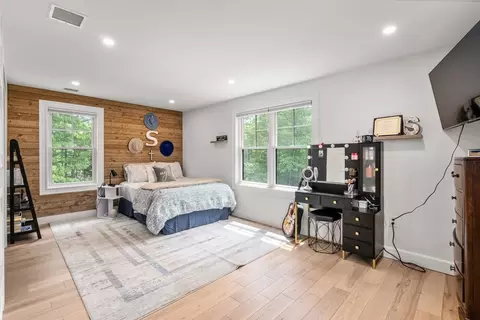 Bedroom - 295 Gardner St, Hingham, MA 02043 photo 2 of 6