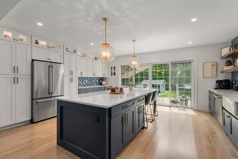 Kitchen - 295 Gardner St, Hingham, MA 02043 photo 2 of 5