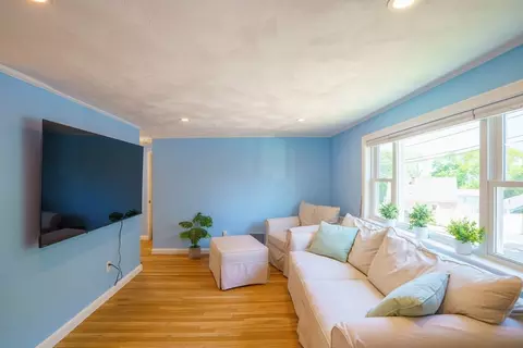 38 Grassmere Rd, Boston, MA 02136 photo 5