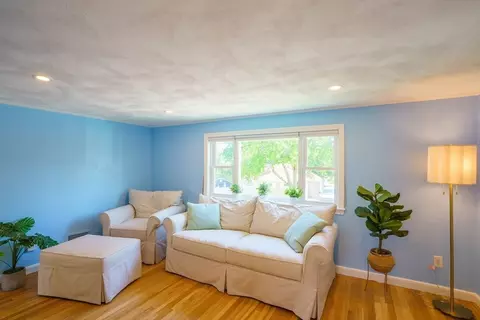 38 Grassmere Rd, Boston, MA 02136 photo 3