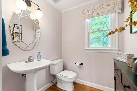 Bath - 17 Fenmere Ave, Wellesley, MA 02482 photo 1 of 5