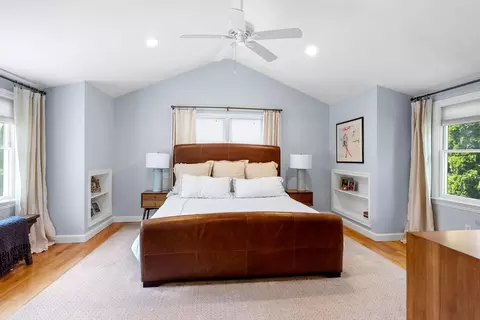 Bedroom - 17 Fenmere Ave, Wellesley, MA 02482 photo 1 of 5