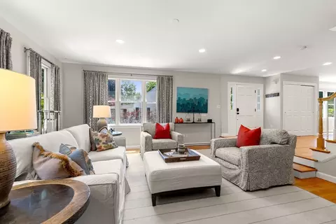 Living - 17 Fenmere Ave, Wellesley, MA 02482 photo 2 of 2